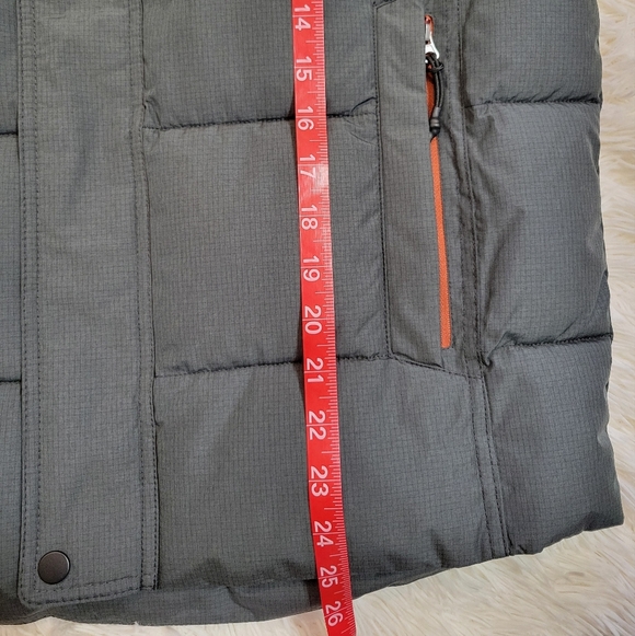 Roundtree & Yorke Men's gray colorblock vest size Medium - Picture 3 of 4